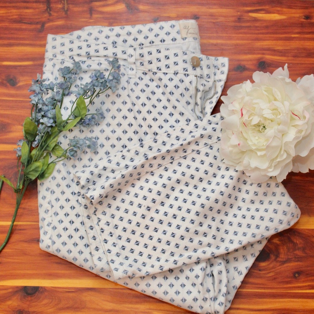 Blue & White patterned pants